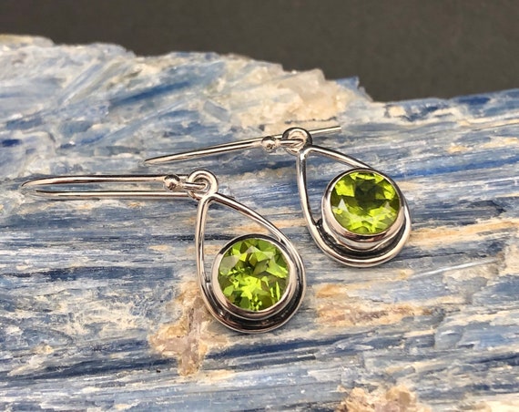 Peridot Earrings Sterling Silver Simple Circle Oval Drop Setting Green Peridot Earrings Etsy