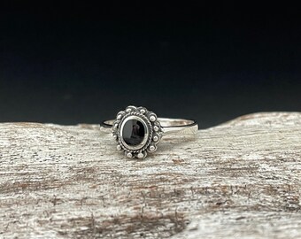 Oxidized Vintage Style Black Onyx Ring // 925 Sterling Silver // Sizes 4 to 10