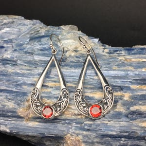 Bali Garnet Earrings // Teardrop Swirl Setting // Dangly Garnet Earrings // 925 Sterling Silver