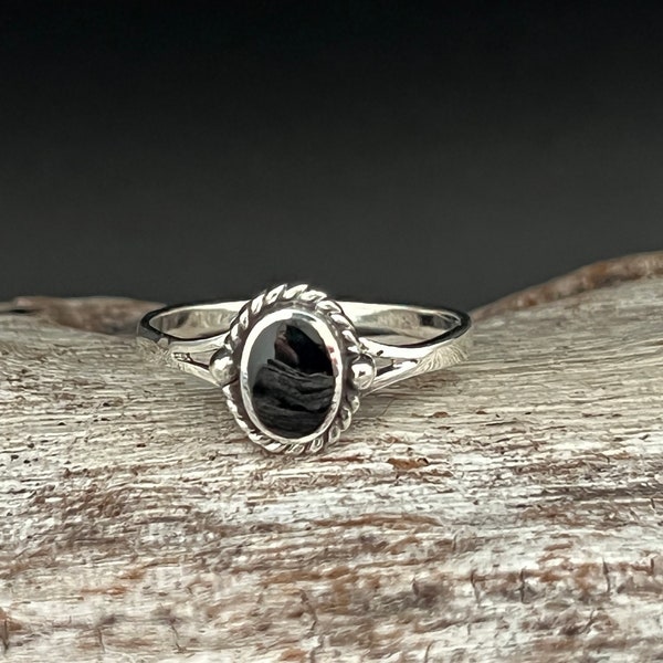 Silver Onyx Ring Braided// 925 Sterling Silver // Size 5 to 10