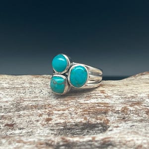 Tri-Stone Türkis Ring Size 9 // 925 Sterling Silber // Handgemacht