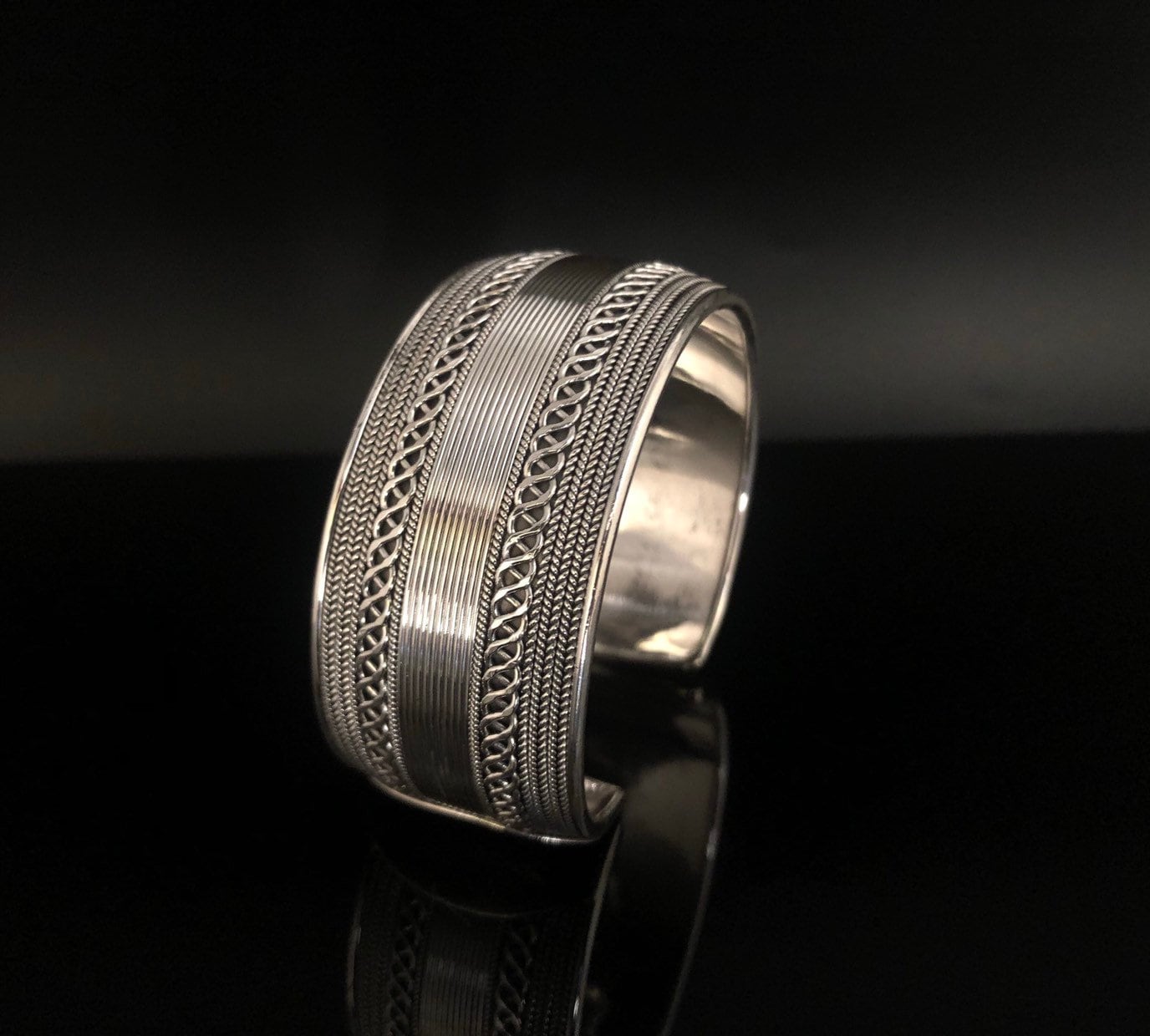 編み込み酸化スターリングシルバーカフブレスレット：調節可能な7～8