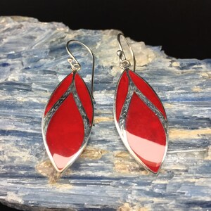 Red Shell Inlay Earrings // 925 Sterling Silver // Bali Teardrop Setting // Hook Backing