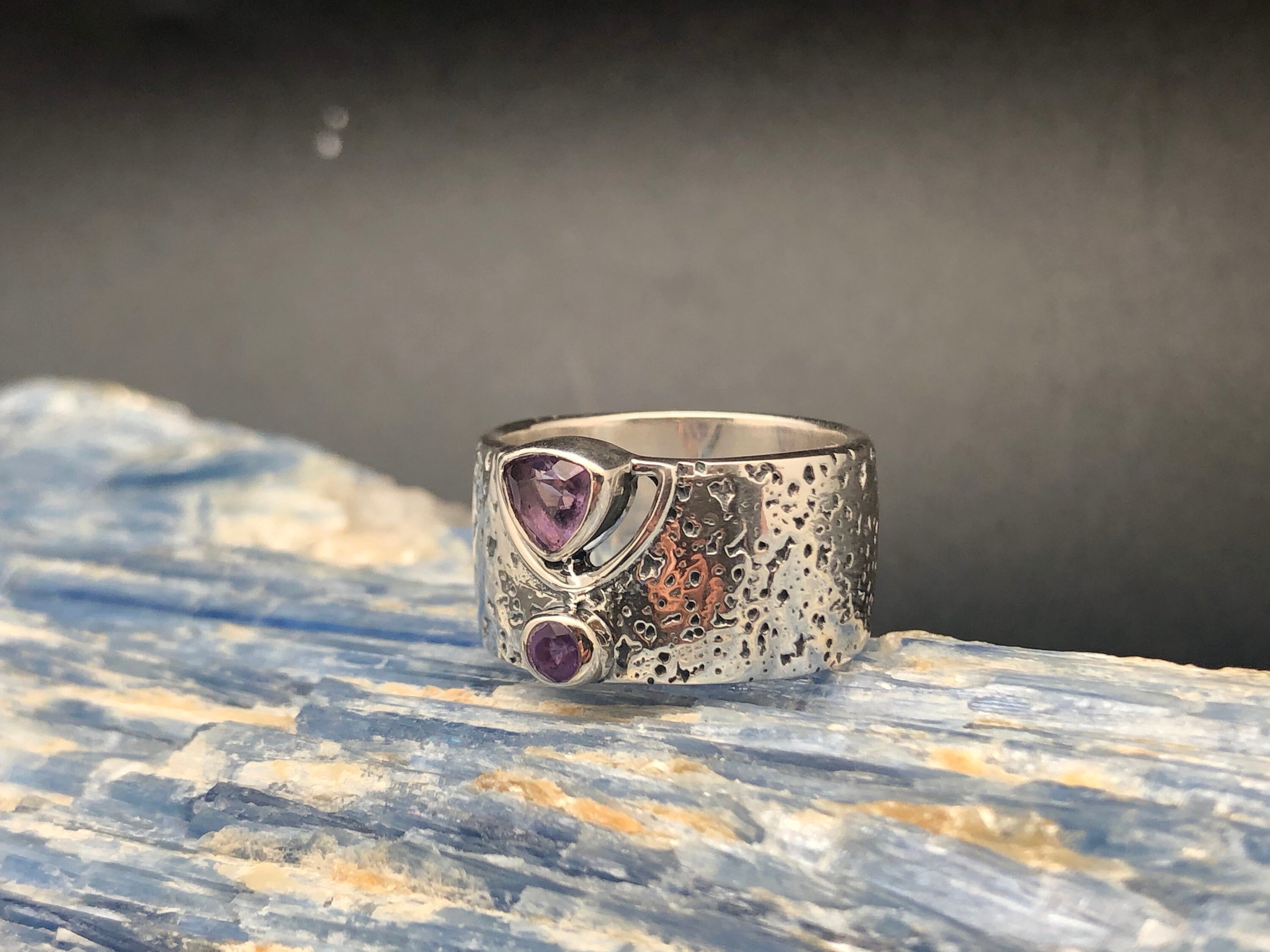 Textured Amethyst Band Ring // 925 Sterling Silver // Oxidized | Etsy