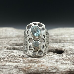 Blue Topaz Ring Size 6 // 925 Sterling Silver // Distressed Oxidized Topaz Ring