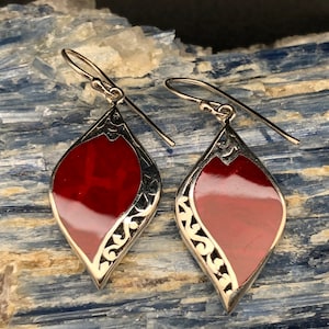 Red Shell Earrings // 925 Sterling Silver // Teardrop Bali Setting // Hook Backing