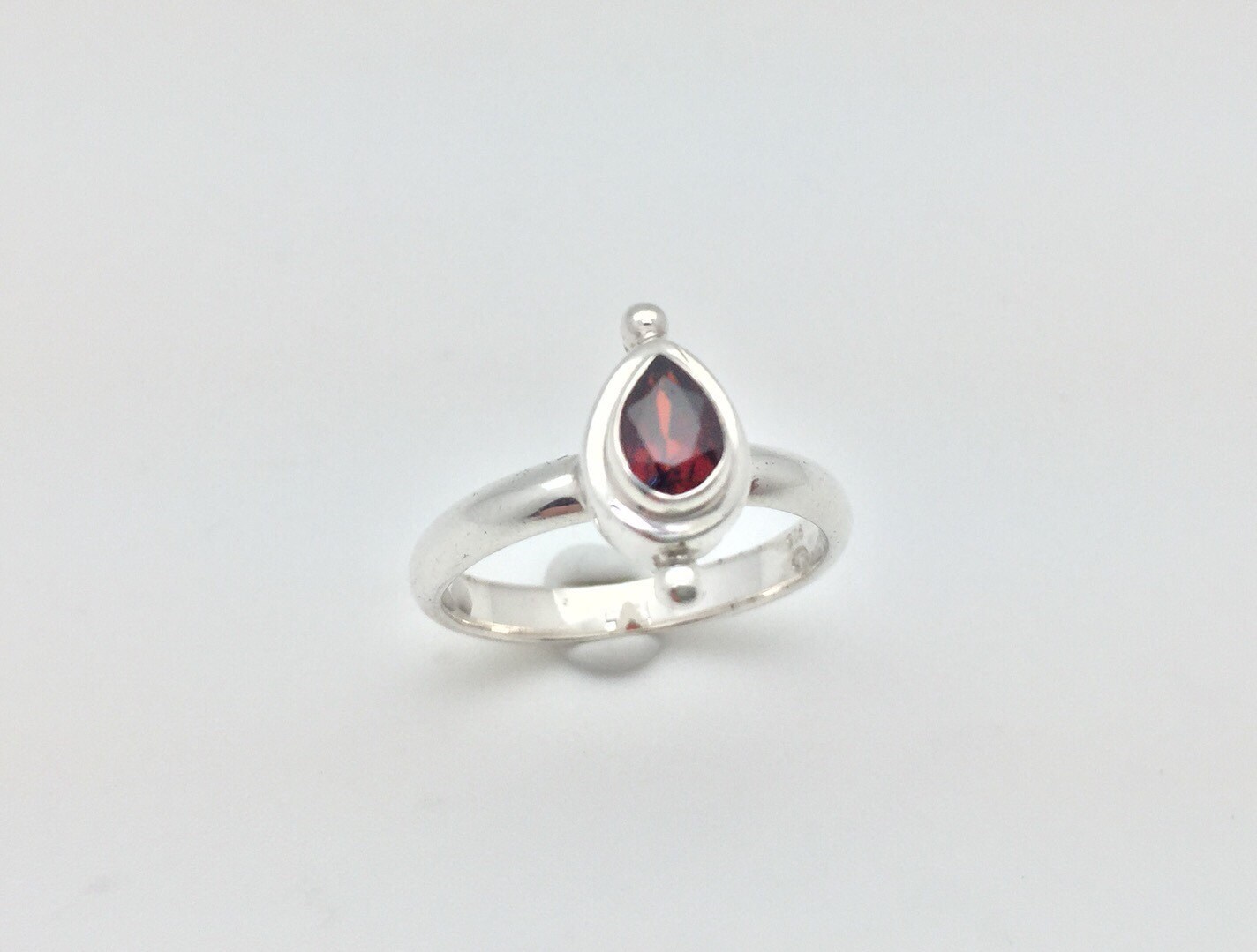 •GARNET - LIL' FACETED TRIO• prong set silver ring (various sizes)