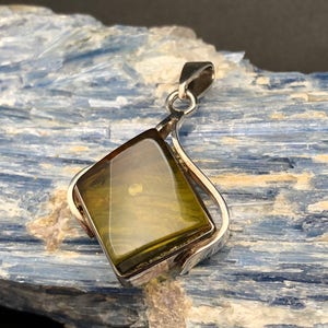 Green Amber Pendant // 925 Sterling Silver // Natural Baltic Amber // Baltic Setting // Translucenct Green Color