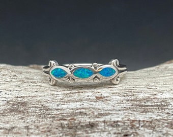 Multi Stone Blue Opal Ring // 925 Sterling Silver // Oxidized Swirl Design