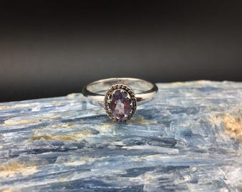 Amethyst Ring // 925 Sterling Silver // Etched Oval Setting // Amethyst Silver Ring