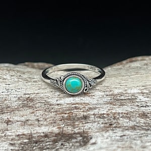 Turquoise Leaf Ring // 925 Sterling Silver with Genuine Turquoise // Oxidized image 1