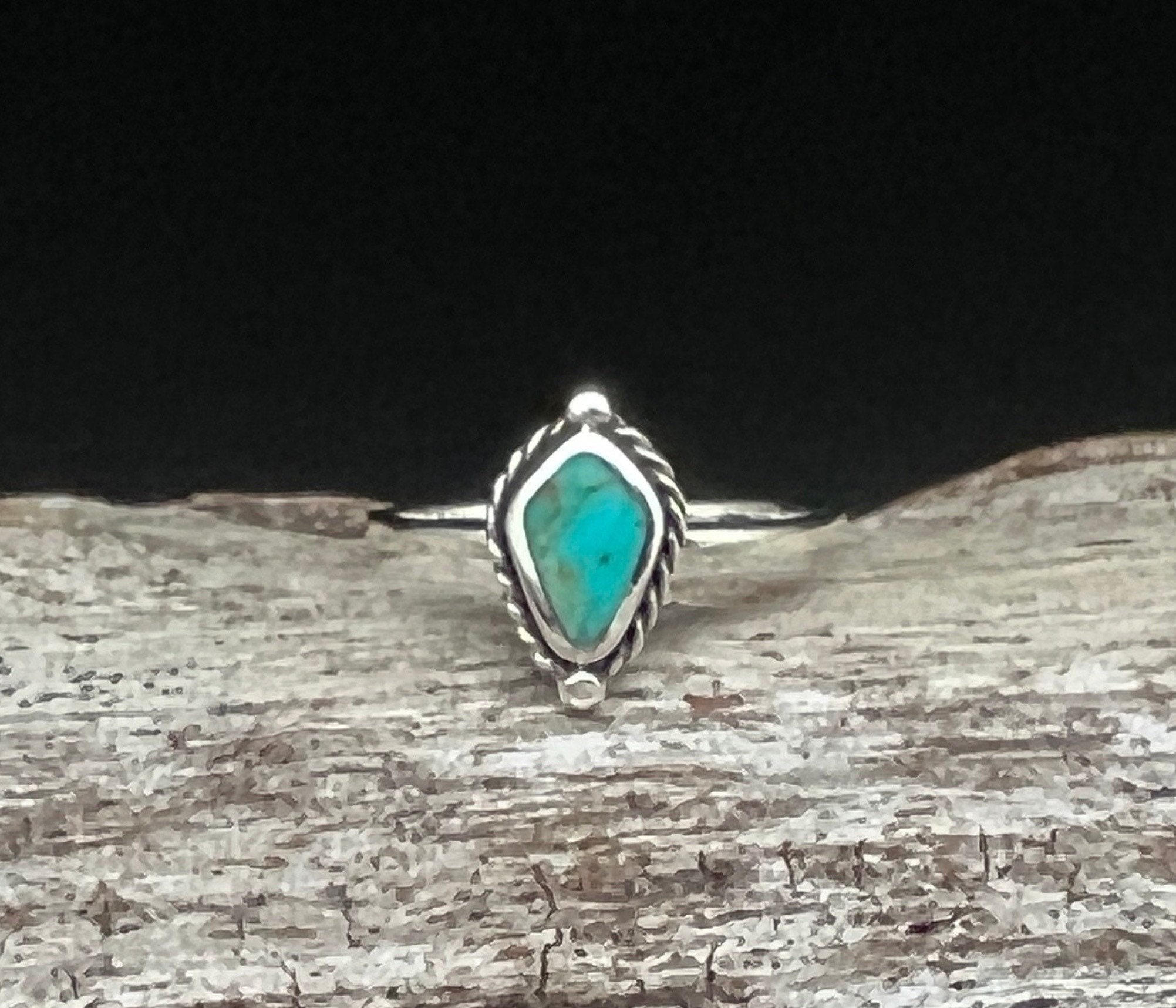 Small Bali Style Stone Ring With Turquoise // 925 Sterling Silver 
