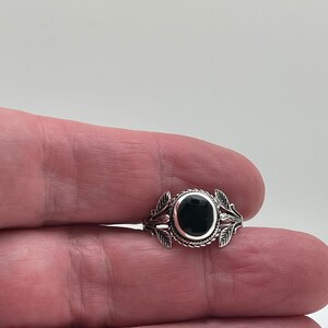 Leaf Design Black Onyx Ring // 925 Sterling Silver // Oxidized// Size 5 to 10 image 5