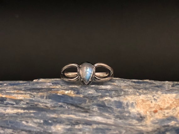 Oxidized Sterling Silver Rainbow Moonstone Ring: Branch Setting