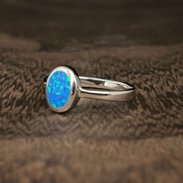 Blue Opal Silver Ring // 925 Sterling Silver // Simple Oval Opal Ring