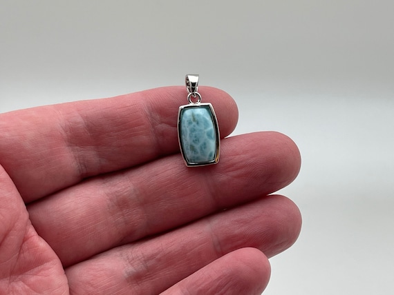 ラリマーペンダント // 925スターリングシルバー // 小さな長方形の