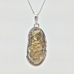 Oval Green Amber Pendant // 925 Sterling Silver // Natural Baltic Amber // Moss Green Color