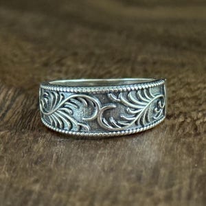 Nature Vines Ring // 925 Sterling Silver // Oxidized Vine Ring // Sizes 5 to 10