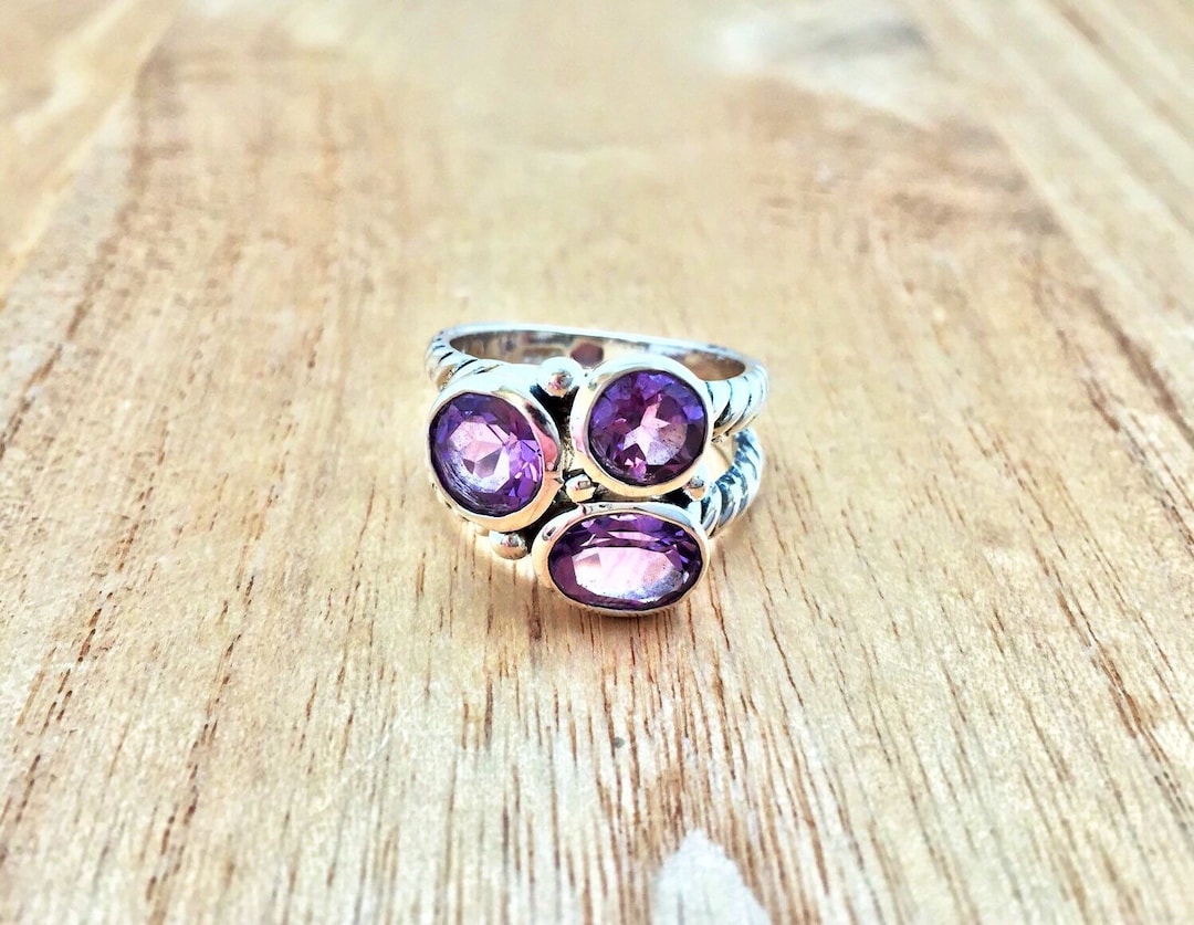 Bague Argent Avec Triple Cœur Et Améthyste - Neuf Avec étiquettes, Envoi Rapide De France