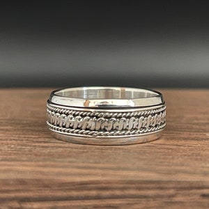 Bali Style Spin Ring // 925 Sterling Silver // Silver Spinner Ring // Size 7, 8, 9