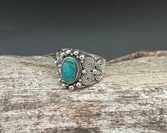 Bali Style Turquoise Silver Ring // Sizes 5, 6, 7, 8, 9 // 925 Sterling Silver // Handmade