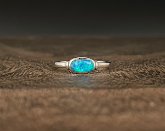 Blue Opal Silver Ring // 925 Sterling Silver // Sideways Oval Design