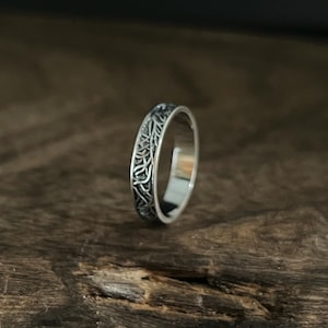 Nature Ring // 925 Sterling Silver // Oxidized Tree Branches Ring // Sizes 5 to 10