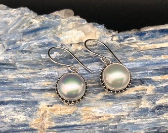 Freshwater Pearl Earrings // Oxidized Bali Setting // Hook Backing // Silver Pearl Earrings