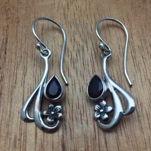 Garnet Bali Floral Earrings // 925 Sterling Silver // Hypoallergenic // Teardrop Setting