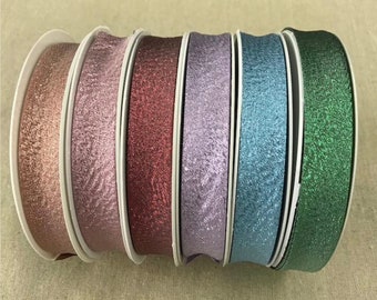 Sparkle Lurex Style 19mm folded bias binding in 6 colours. Green, Lilac, Pink, Red, Rose Gold, and Turquoise. Multibuy / Bulk Buy Discount!