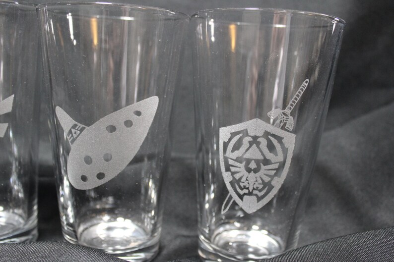 Legend of Zelda Glasses Set of 4 Legend of Zelda Inspired Pint Glasses