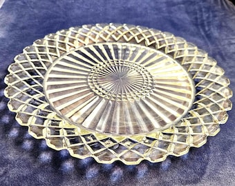 VINTAGE WATERFORD Clear by Anchor Hocking 9 5/8" Plate. Waffle pattern, Excellent Condition. Ships USPS Ground free or upgrade to Priority.