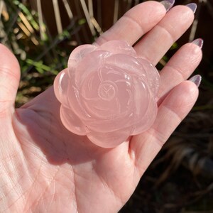 Rose Quartz Rose Carving- Rose Carving- Rose Quartz Crystals- Crystal Carving