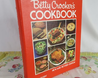 Betty Crocker's Cookbook 1978 Red Cover Edition Binder Complete Notebook Cookbook