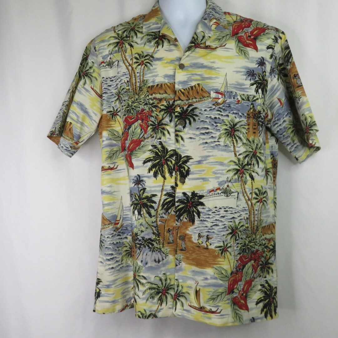 80's Men's Short Sleeve Hawaiian Shirt by Royal Creations