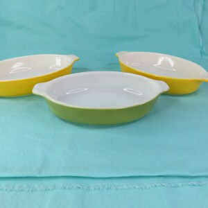 Zestaw 3 owalnych naczyń do zapiekania Pyrex 700 Pixie 2 Daisy 1 Verde