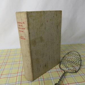 Cassell&#39;s New Cookery Book of British and American Dishes Cookbook 1938 First Edition Helen Robertson