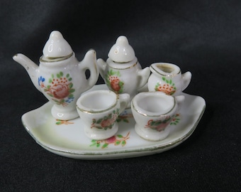 Vintage Dollhouse Tea Set Teapot Sugar Creamer Cups Tray 8 Pieces Occupied Japan