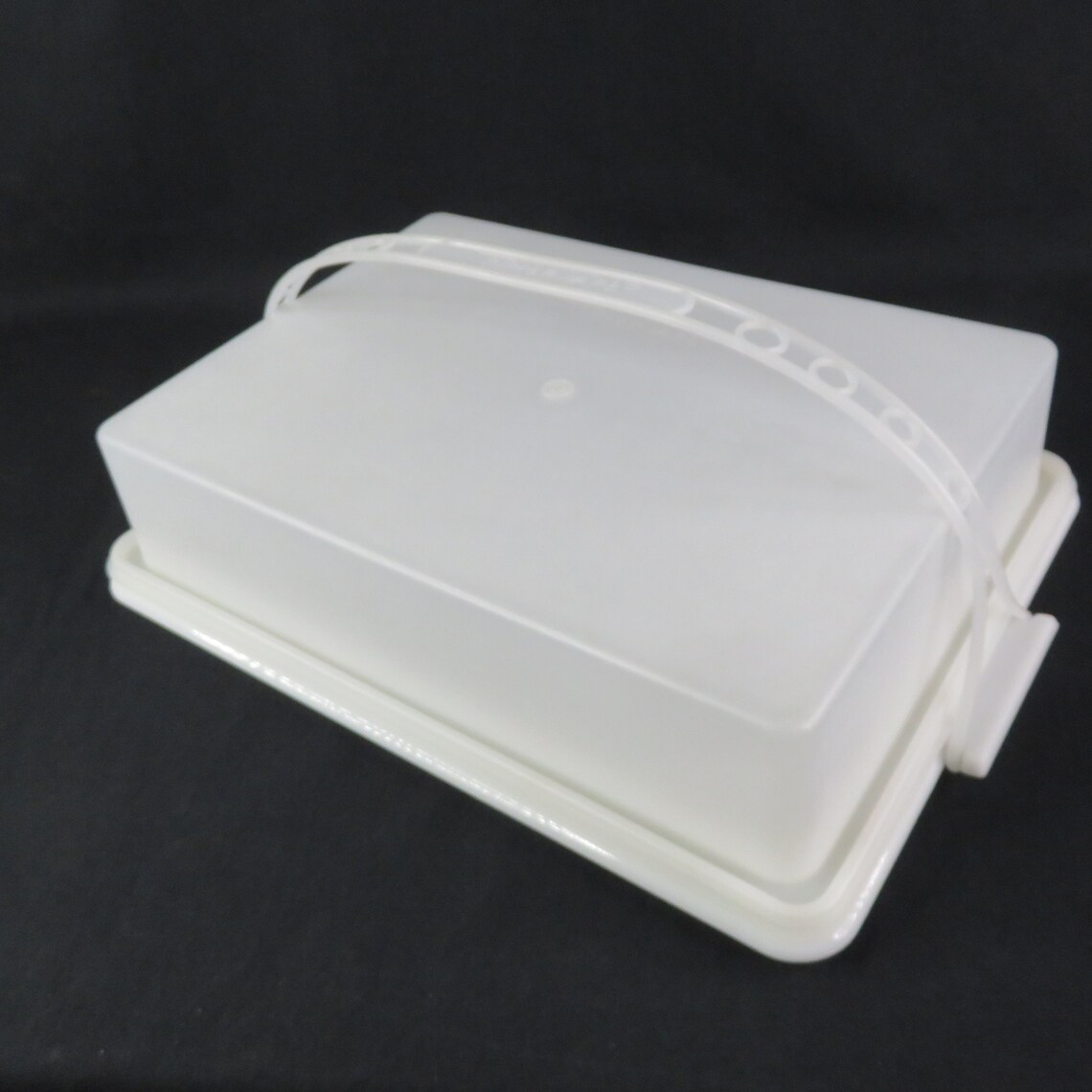 Rectangular Tupperware Cake Taker with Cariolier Handle and Etsy