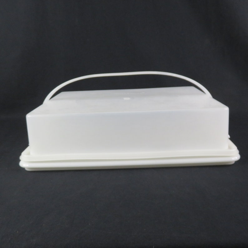 Rectangular Tupperware Cake Taker With Cariolier Handle and Etsy