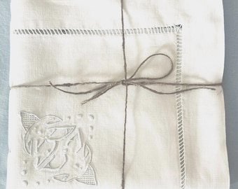 Antique French Linen /Elegant White Cotton Bobbin Lace Pillow Case.