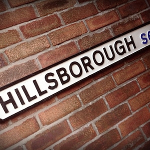 Hillsborough Old Fashioned Faux Cast Iron Street Sign