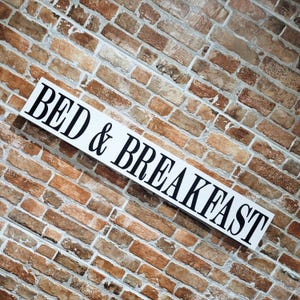 Bed & Breakfast Sign Shop Pub Home Decor Living Room Kitchen Plague Vintage Old Fashion Reproducing Wood Painted Sign