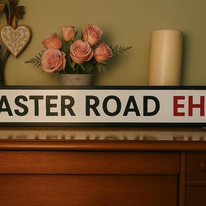 Easter Road Football Ground Indoor Raised Lettering Faux Cast Iron Effect Old Fashion Hibernian Street Sign Plaque Perfect Home Decor Gift