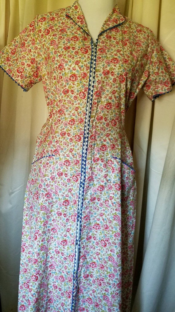 Vintage Floral House Dress (L)