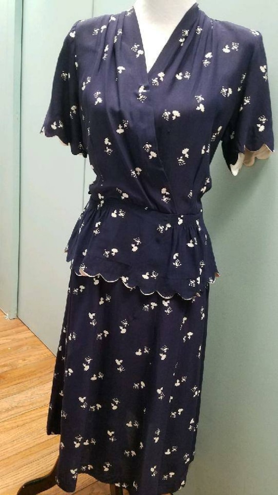 Vintage Rayon Novelty Print Lamb Dress (XL)