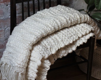 woven wool blanket, Bed Runner, chunky woven white blanket, unique woven blanket, chunky knit throw, wool blanket throw, bedroom blanket