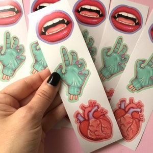Stickers gothiques, stickers horreur, dents de vampire Live Laugh Love, main de zombie, sticker coeur humain
