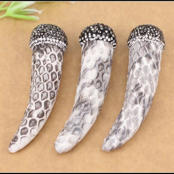 5pcs White Snakeskin Pattern Horn Shape Pendants,With Crystal Rhinestone Paved Horn Gemstone Pendant for Making necklace Jewelry