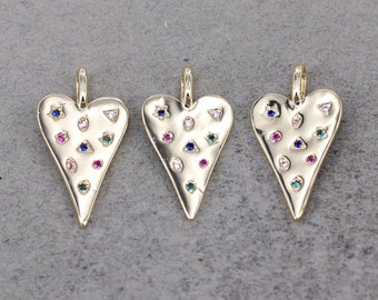 10 Stück echte 18K Gold überzogene Micro Paved CZ Herz Charms, lange Herz Charms, Liebe Herz Charms, spitze flache Herz Charms für Schmuck machen